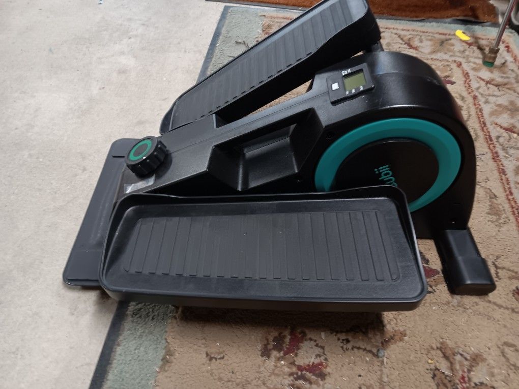 CUBII Under Desk Elliptical