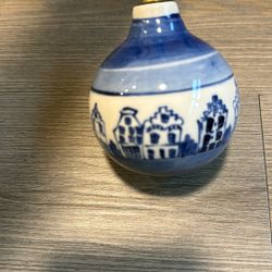 Delft Holland Blue & White Famous Canal Houses Painted Christmas 3" Ornament