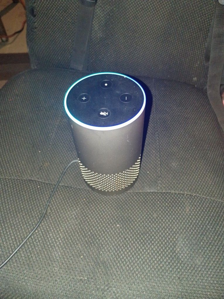 Amazon Alex 1st Gen Wireless Smart Home Asst.