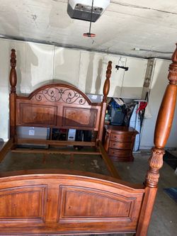 Wood Bed Set very beautiful and strong