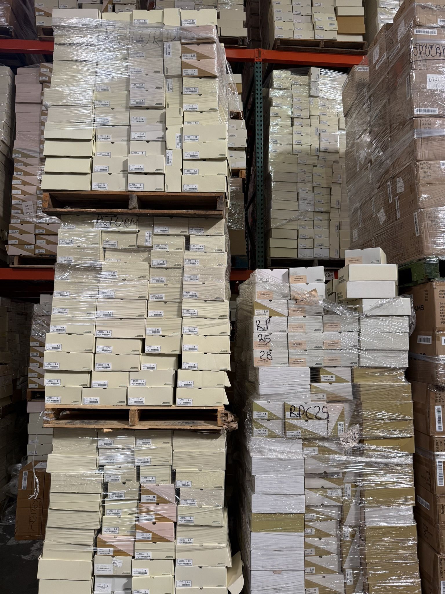Women’s Shoes – Bulk Inventory (Local Pickup Only)