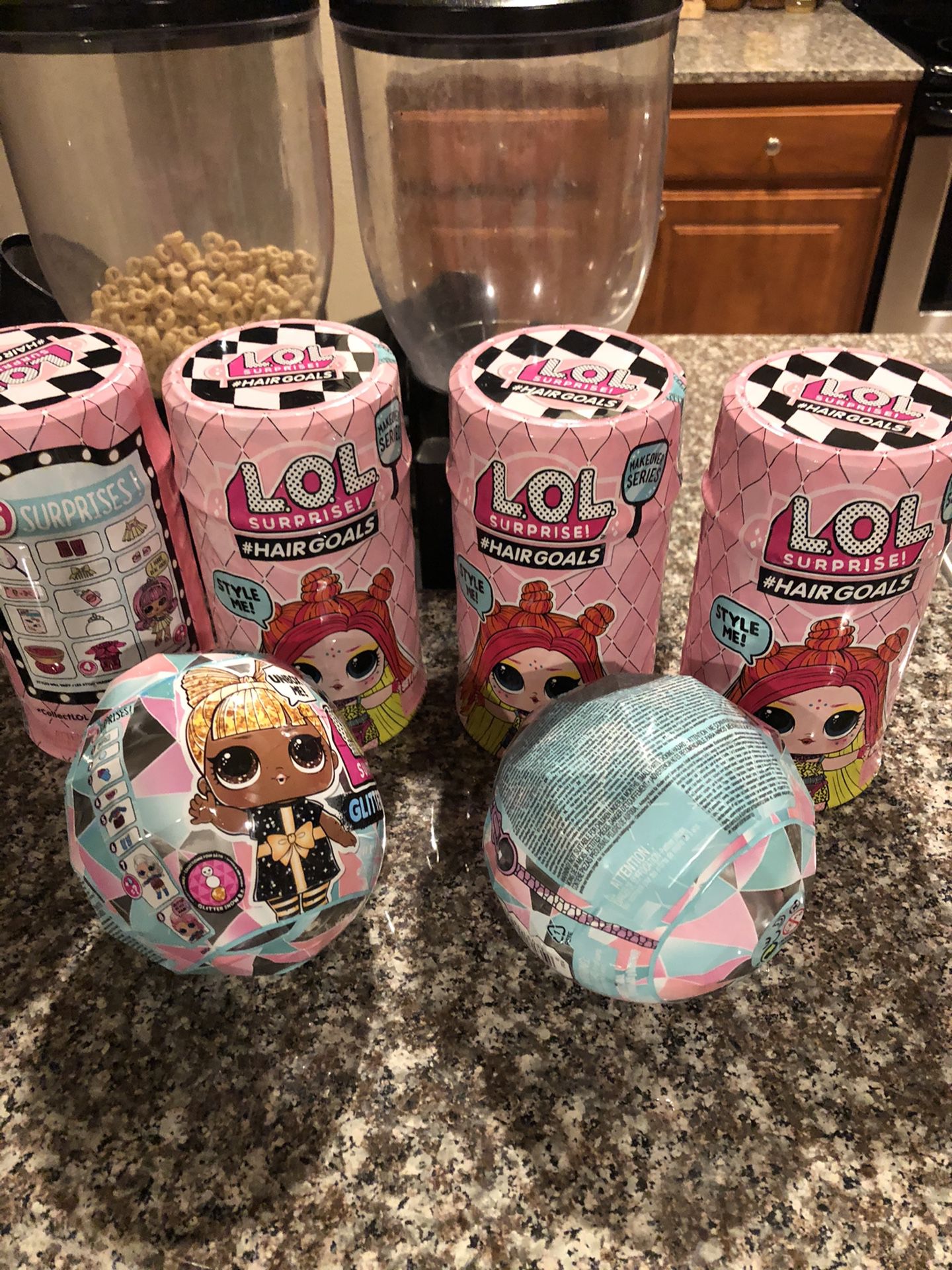 Brand new lol dolls unopened 50$ for all