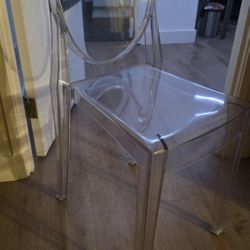 Free Clear Plastic Chair