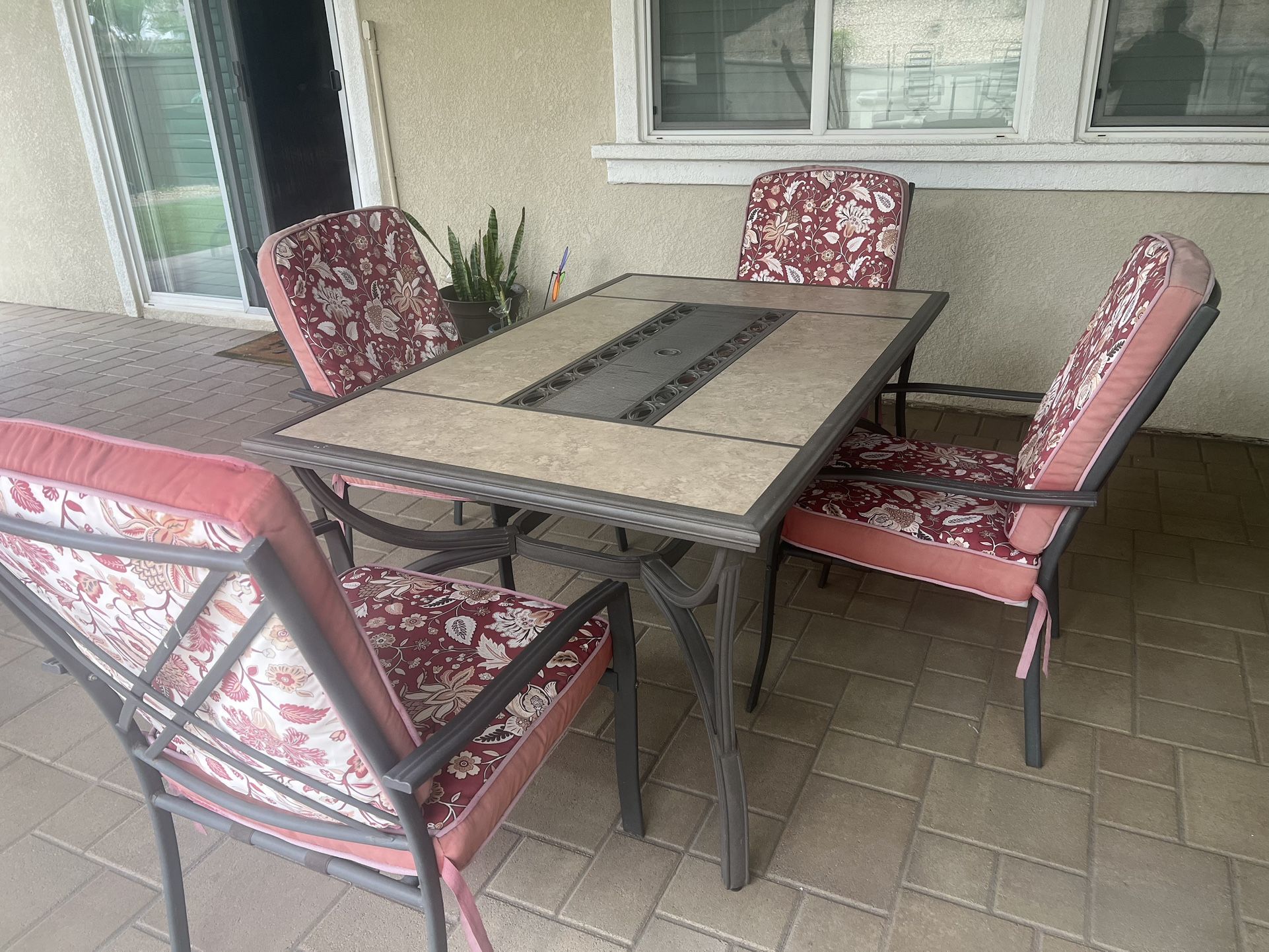 Outdoor Patio Table Set