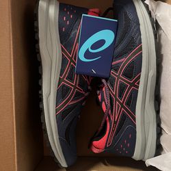 Size 9.5 Womens ASICS Gym/running Shoes. New In Box.$60 Or Best https://offerup.com/redirect/?o=T2ZmZXIuQm94 $60 