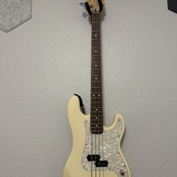 Fender Player Precision Bass