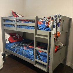 Twin Sized Bunk Beds 