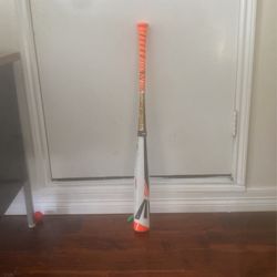 Easton Mako
