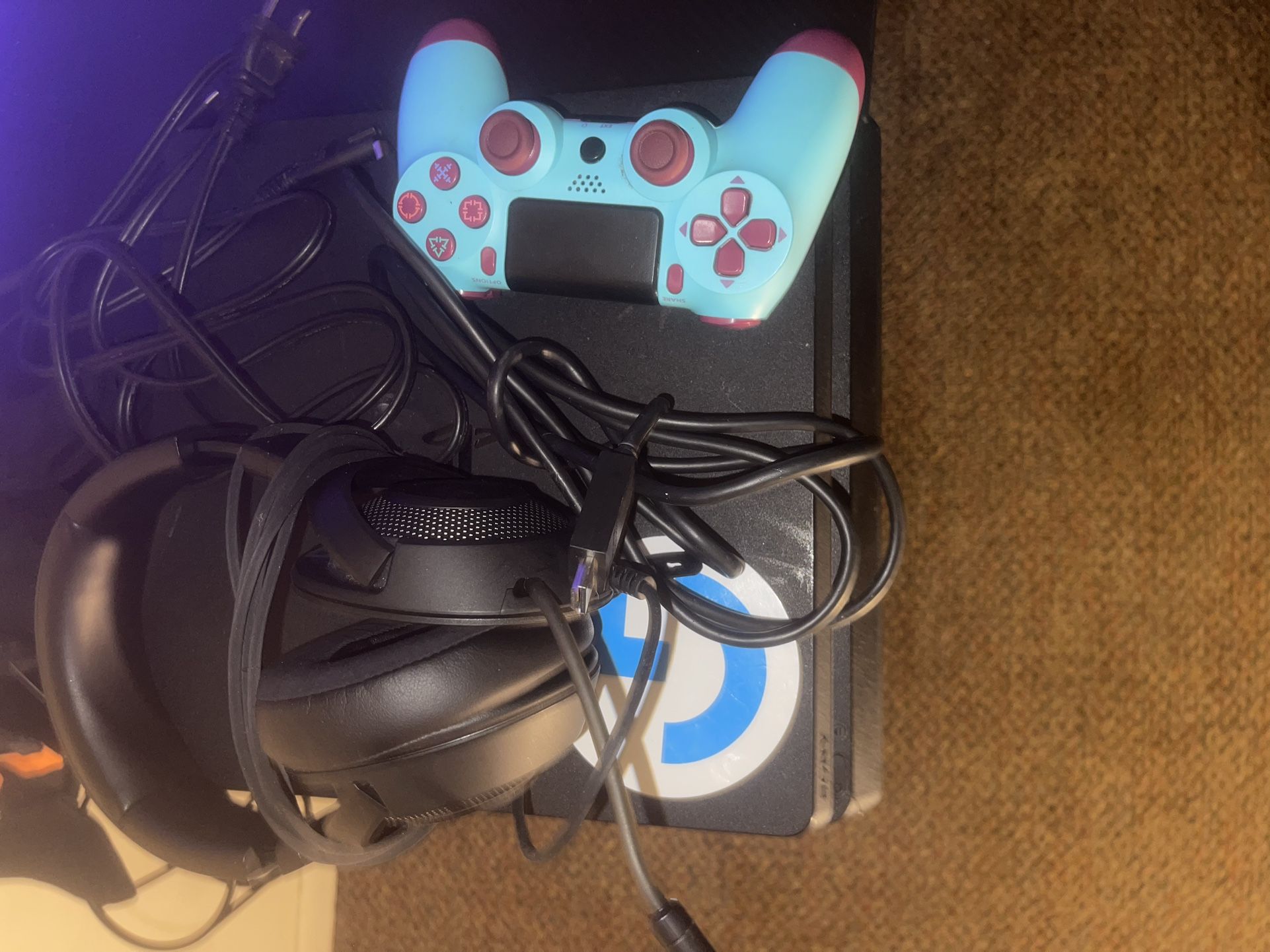 PlayStation 4 Pro Slim