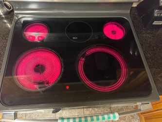 GE Stove  5 burners