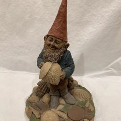 Giovani. Tom Clark Gnome