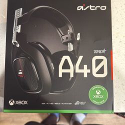 Astro A40 TR Gaming Headset - Mix Amp INCLUDED 