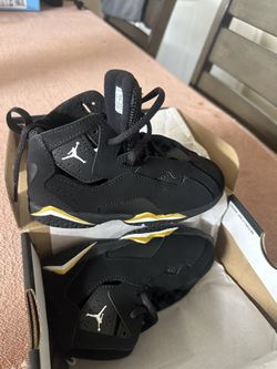 Jordan True Flights