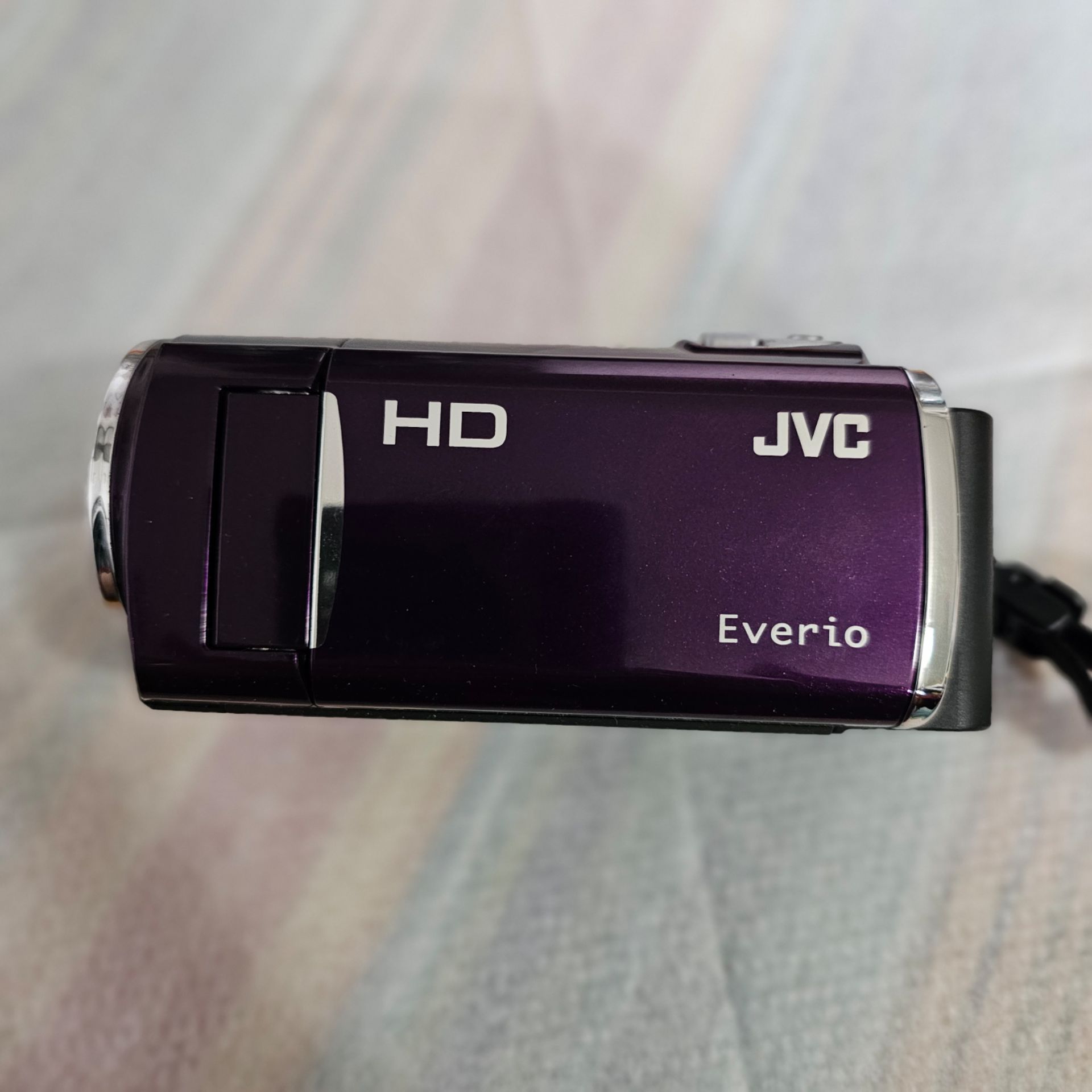 🎥 JVC Everio GZ-HM30VU HD Camcorder – Rare Purple Edition with Konica Minolta Lens