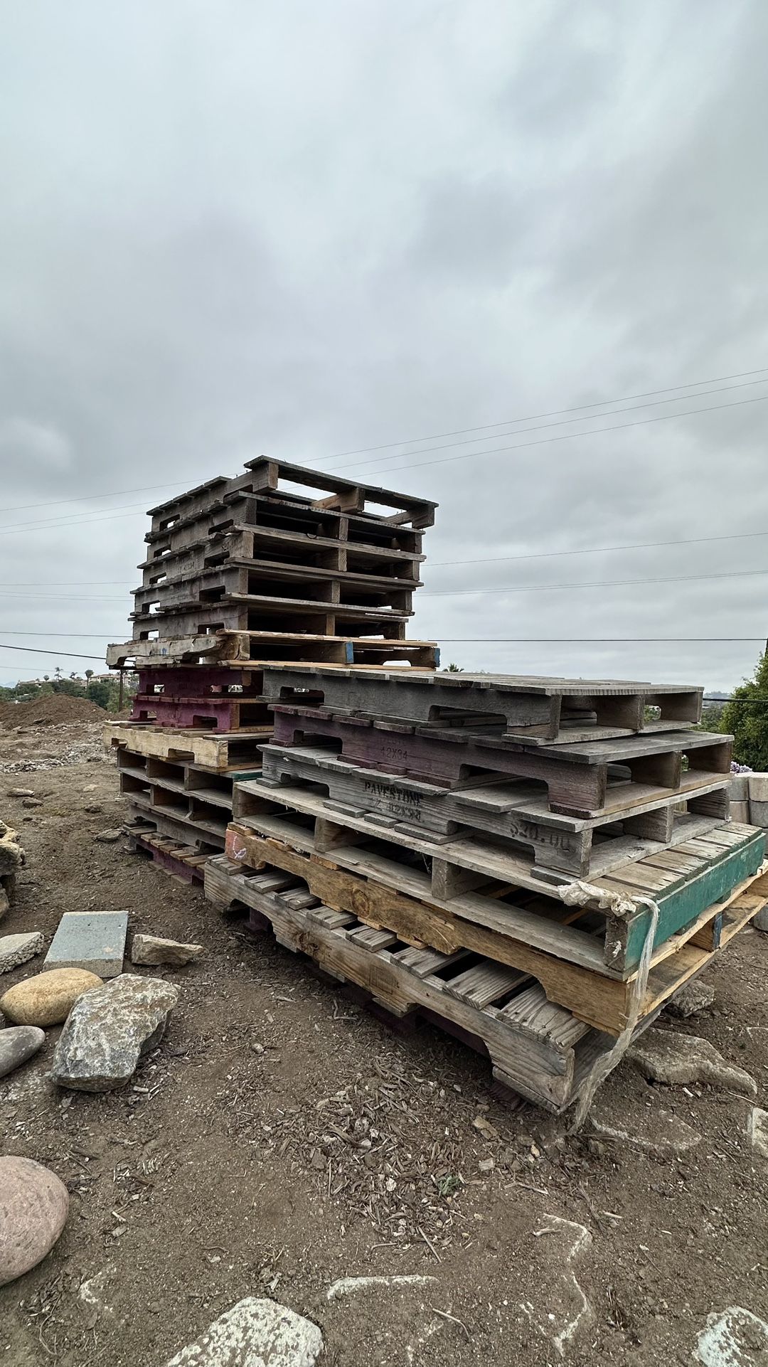 Free Wood Pallets