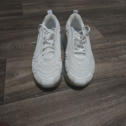 Nike AIR 720 Size 6 Womens white Good Condition 