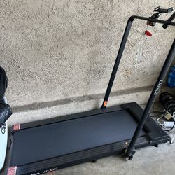 Folding treadmill 
