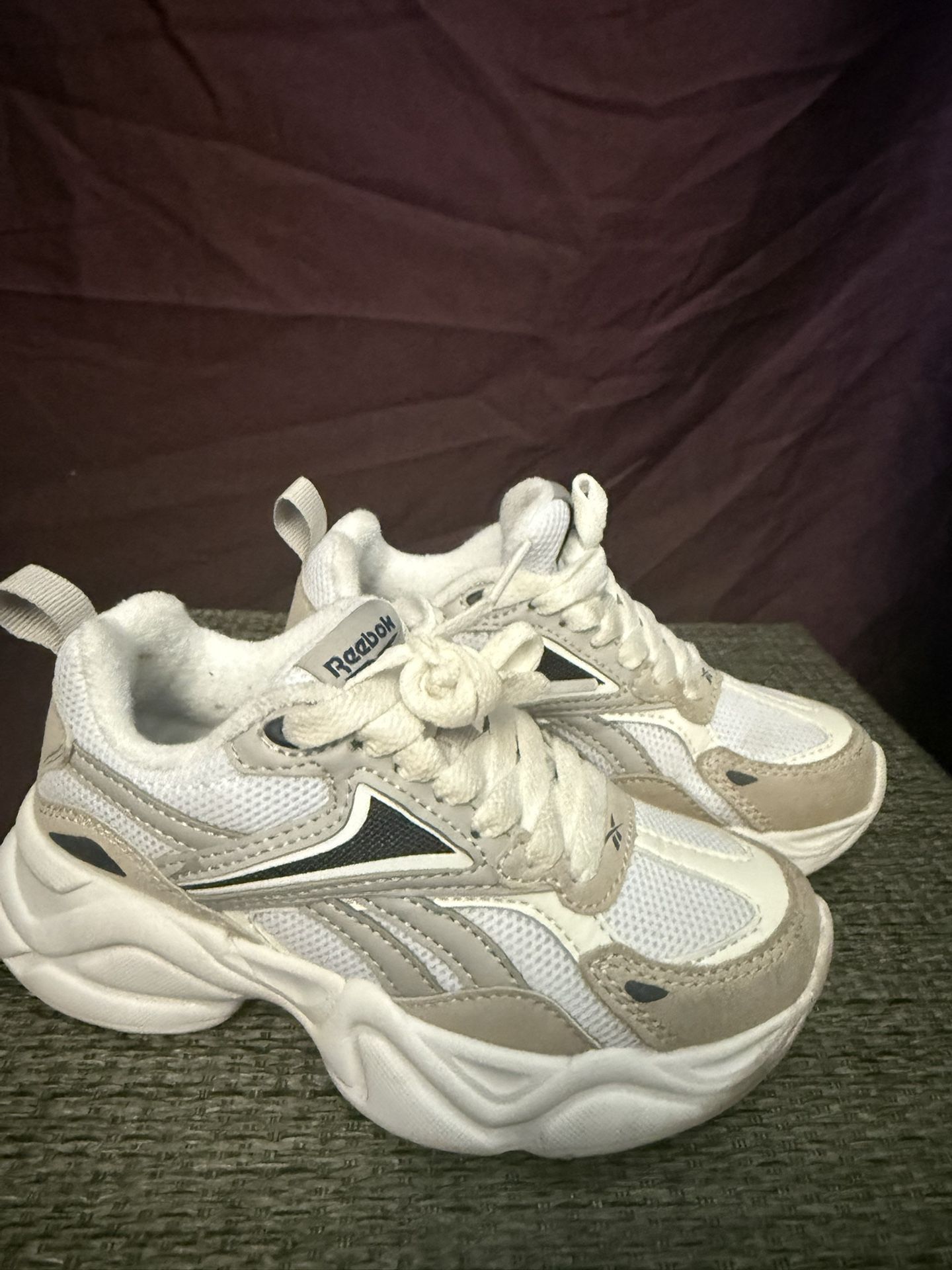 Beige Reebok shoes size 11| $15| 75Th/Glendale