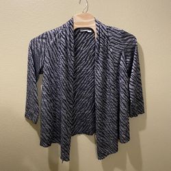 Women’s Size 1 (Medium) Chico’s Gray Black Zebra Open Cardigan