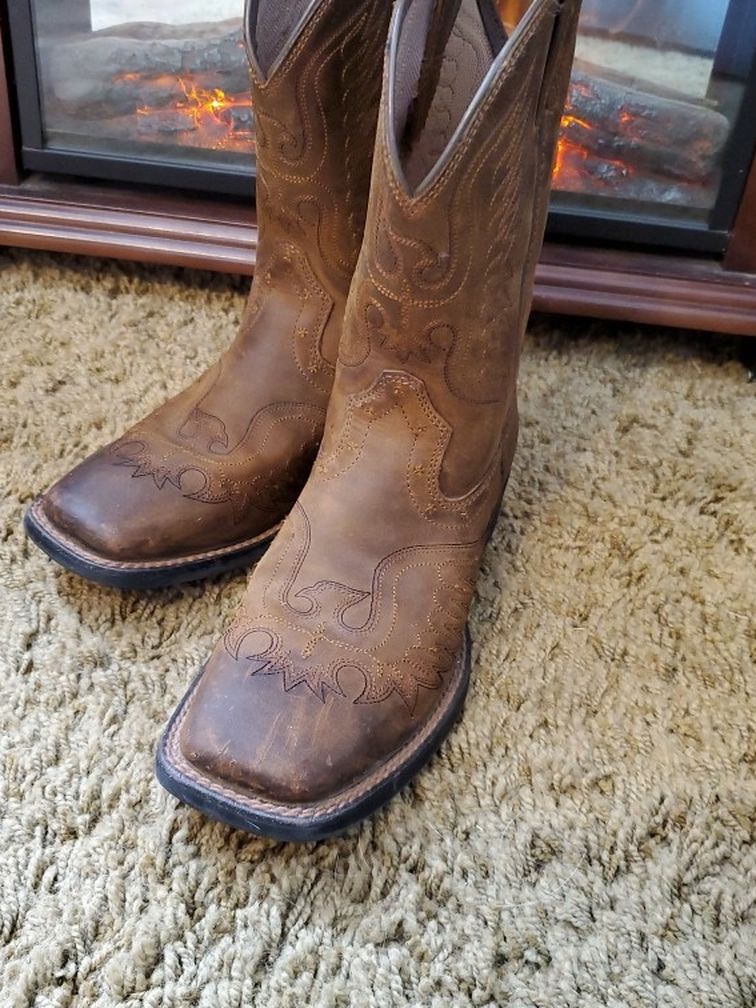 Ariat Boots, Size 3