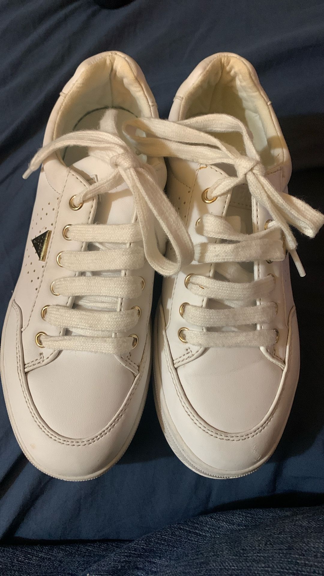 Tenis ππ Guess Womanβs