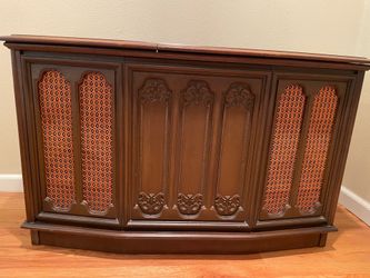 Vintage Sears Silvertone Stereo Console with Radio & Turntable