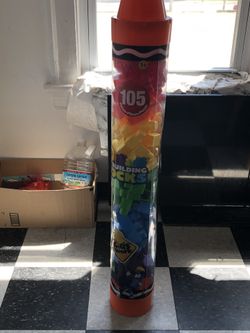 105 pieces mega blocks
