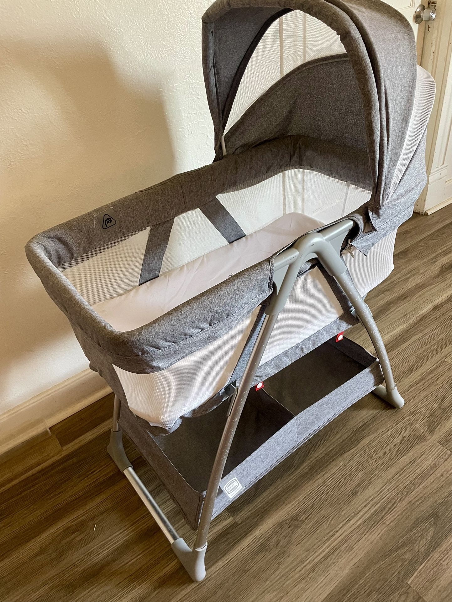 Simmons Kids Bassinet