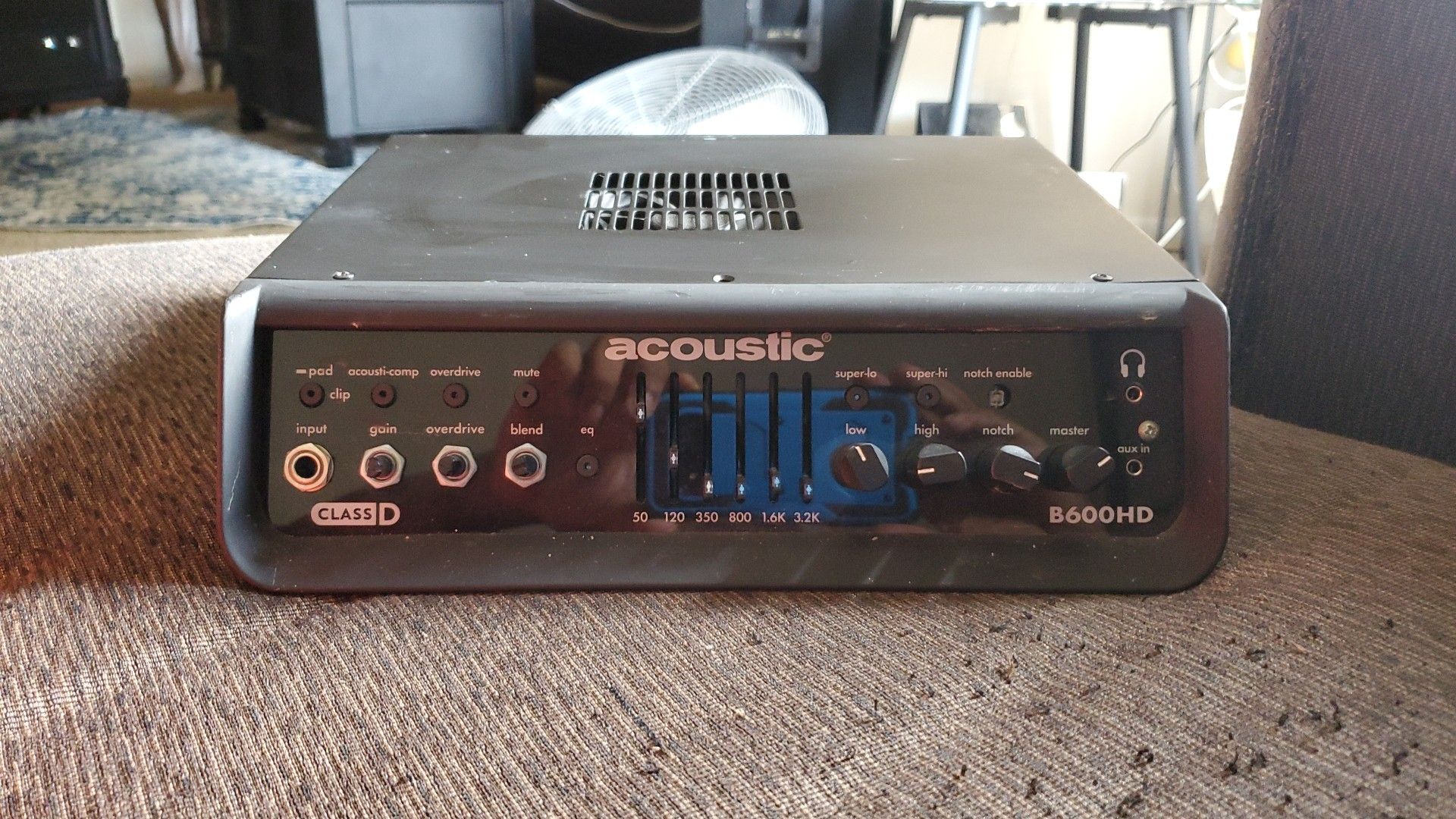 Acoustic bass amp head