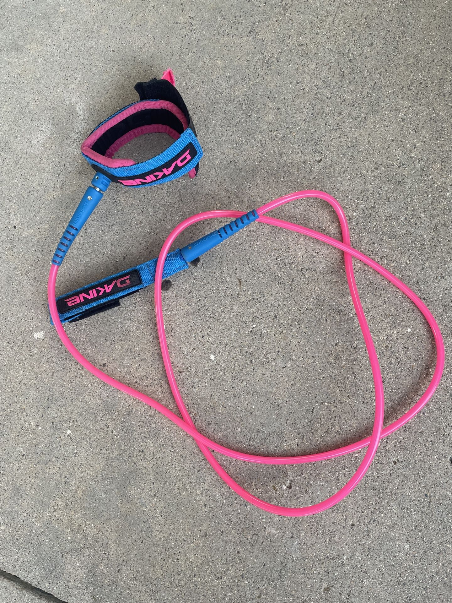 Dakine 6’ Surfboard Leash(new)
