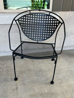 Black Metal Mesh Patio Chair