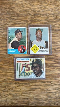 Roberto Clemente Baseball Cards