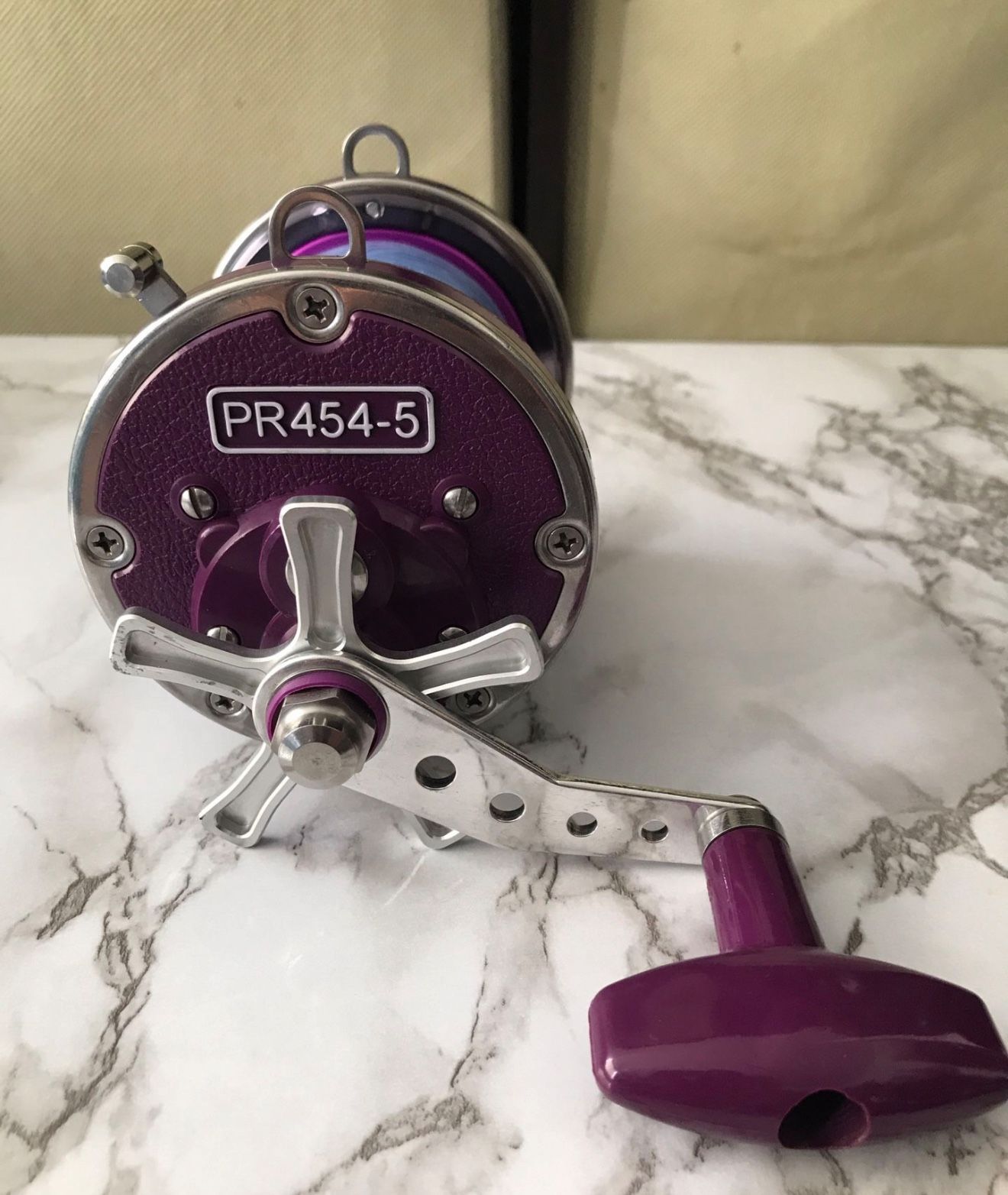 Looking for Colored newells in 4 or 5 series