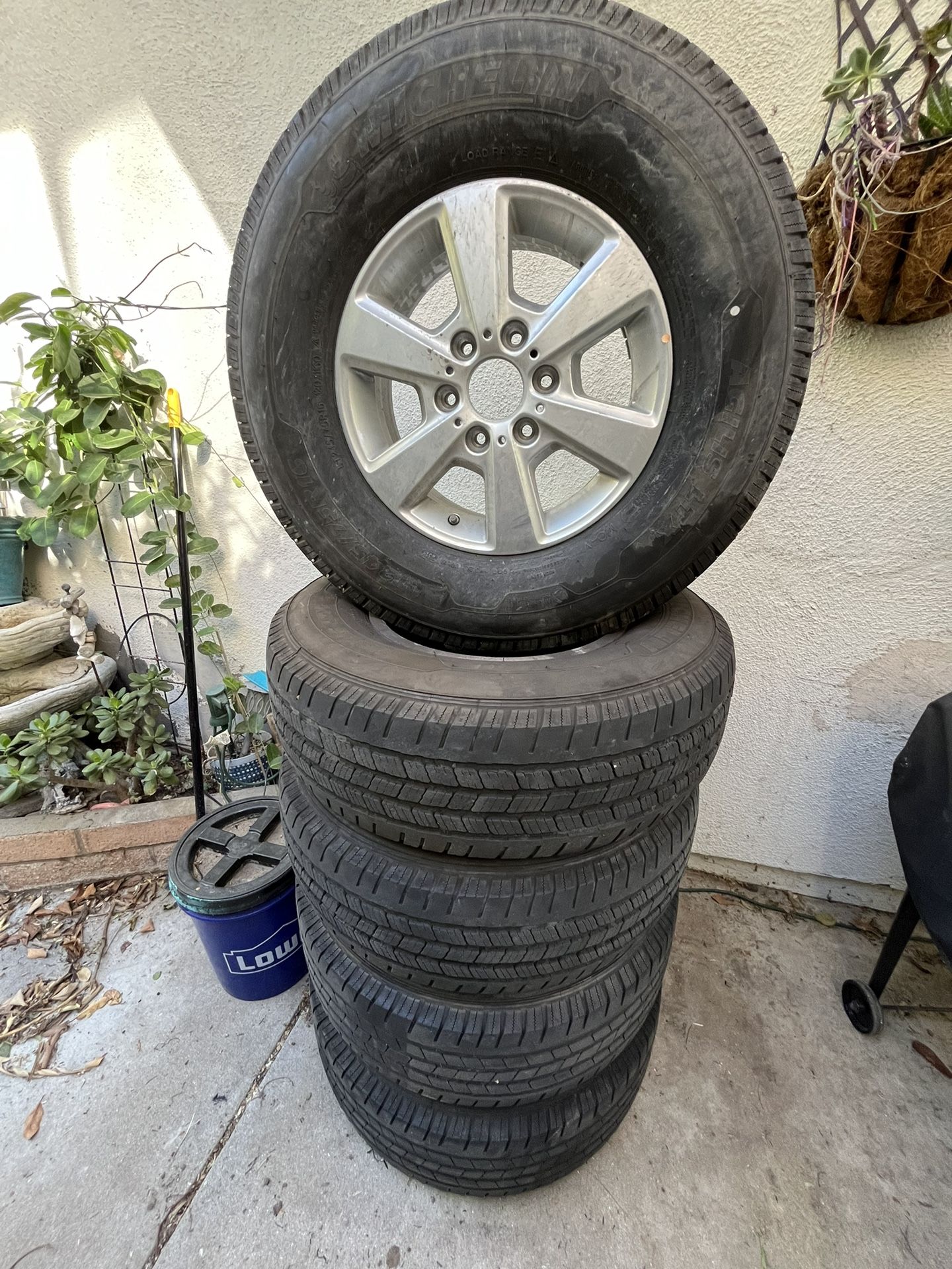 Tires For Mercedes Benz Sprinter Van 2019 245/75r16