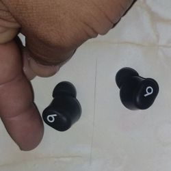 BEATS STUDIO WIRELESS EARBUDS