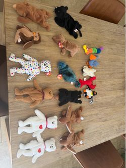 Assortment of Beanie Babies