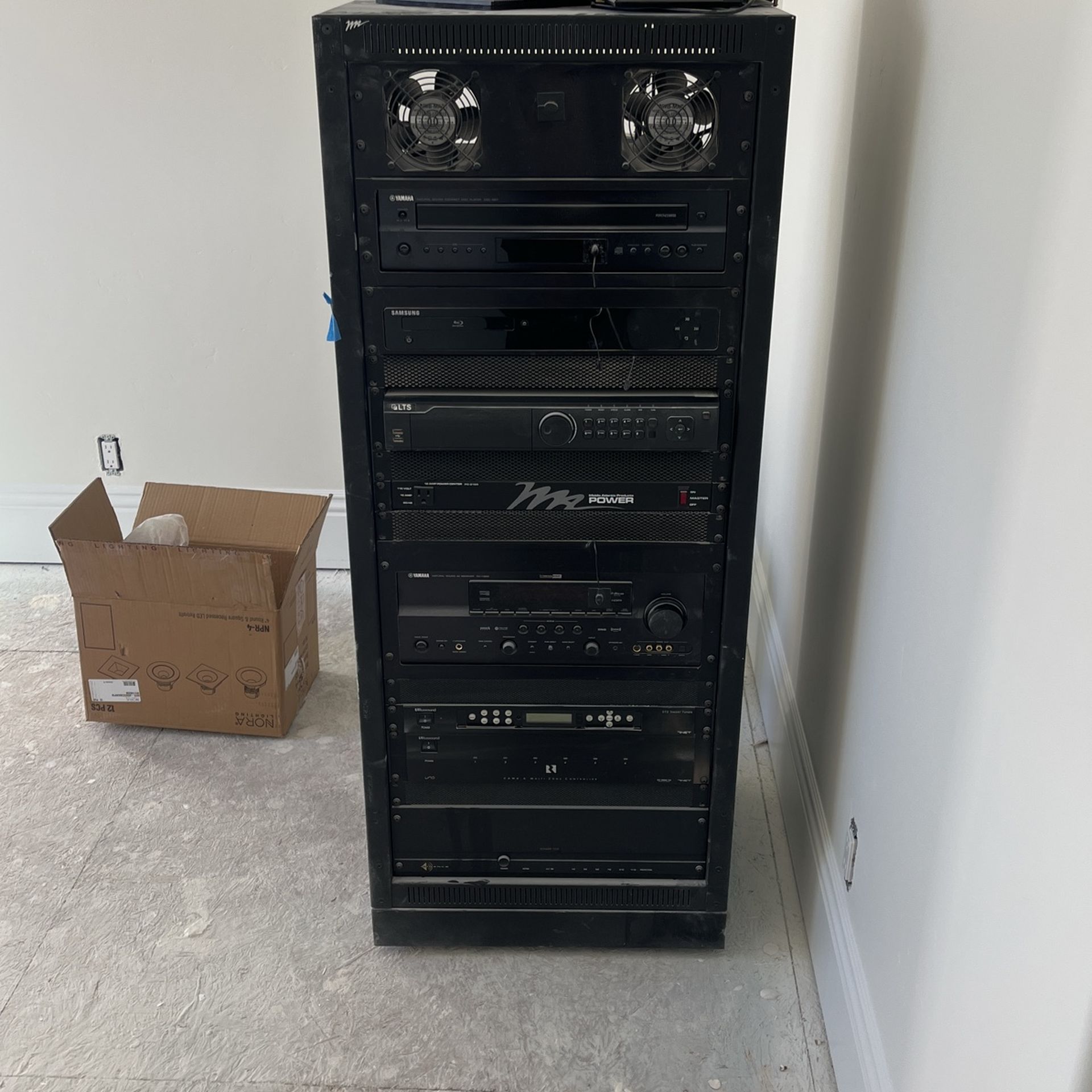 Amp Blue ray Stereo system 