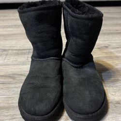 UGG Women’s Size 6 Black Boots