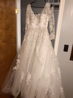Wedding dress