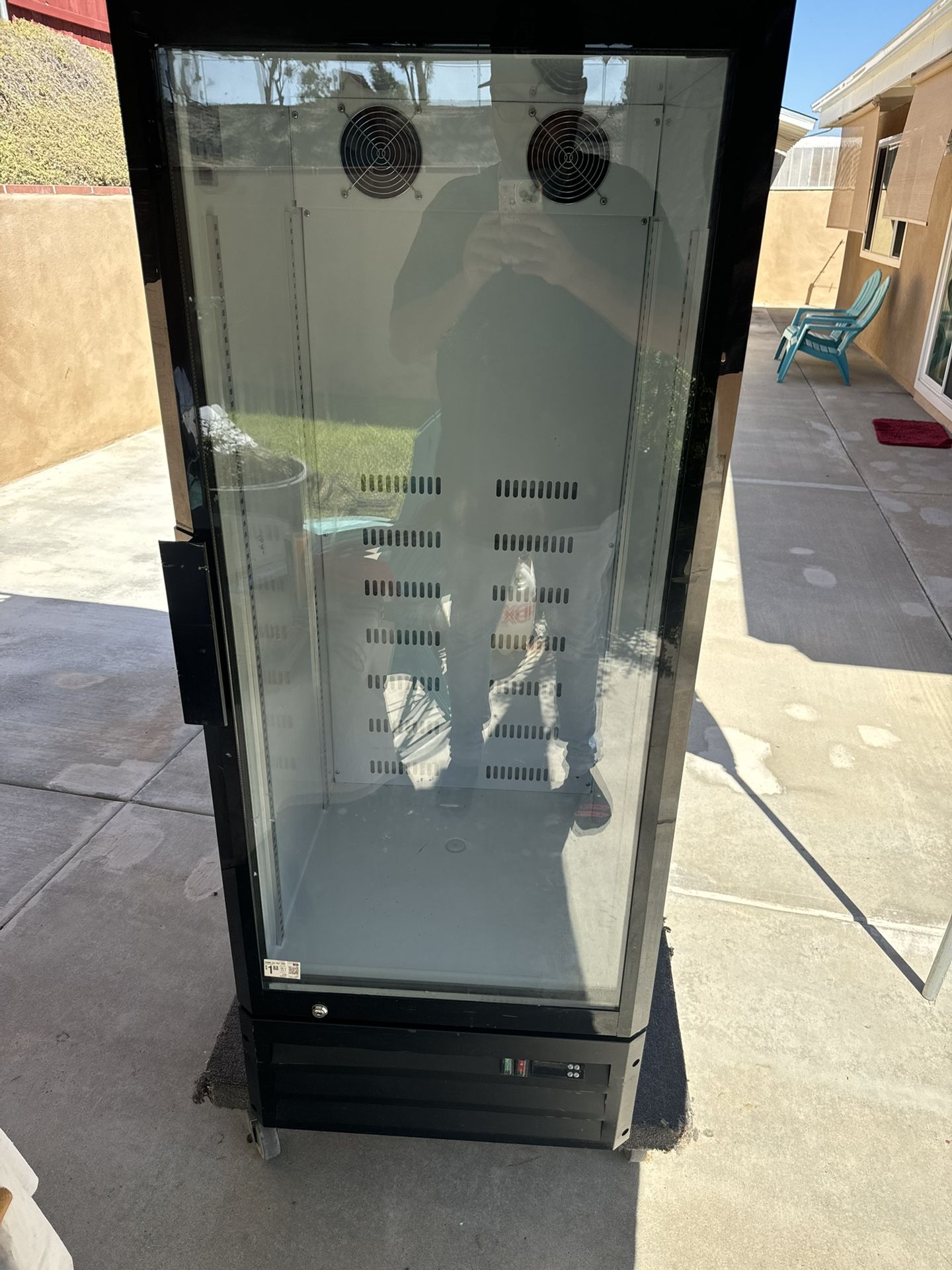 Refrigerator