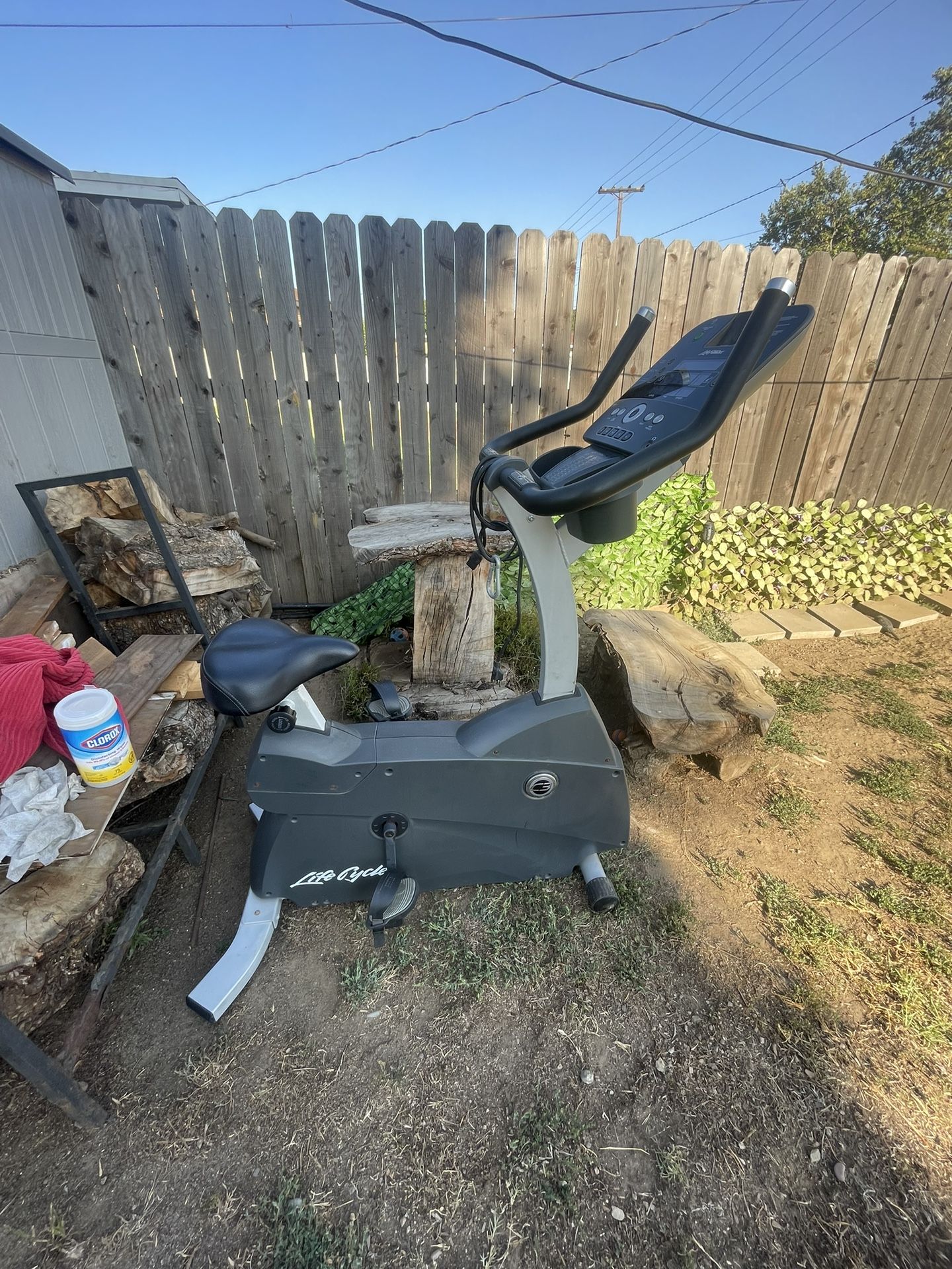 Life Cycle Exercise Bike