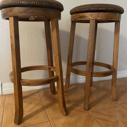 2 Stools ( Wood) )