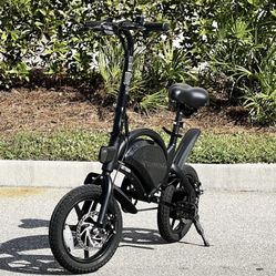 Jetson Bolt Pro eBike with 30 miles Max Operating Range & 15.5 mph Max Speed