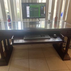 Bombay Executive Desk 