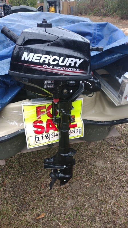 Mercury Boat Motor 2.5  Price Firm At $650