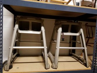 Rubbermaid poly baby high chairs on wheels