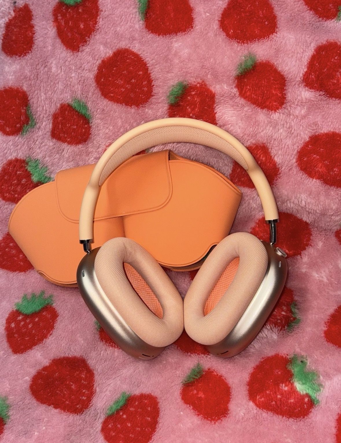 Apple AirPods Max (USB-C) - Orange - Like New + Original Case