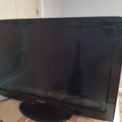 Panasonic 32 Inc TV