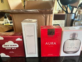 4 Women's Eau de Parfum Spray Bundle