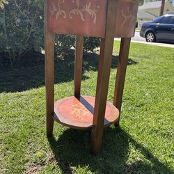 Beautiful Round Corner Table